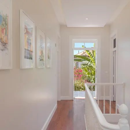 Villa Quebra Costas By An Island *