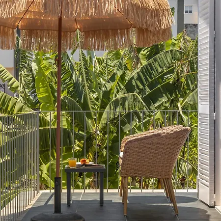 Quebra Costas By An Island Villa *